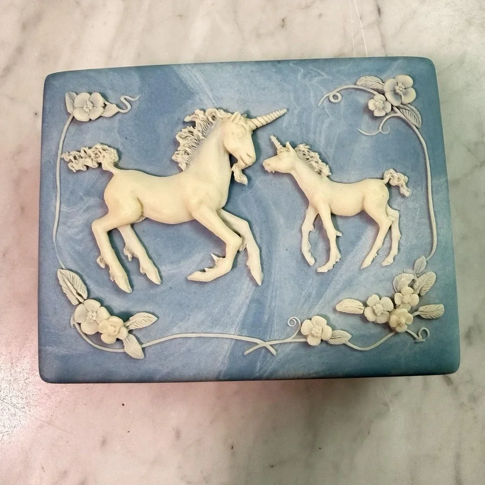VTG 80s Genuine Incolay Stone Unicorn Mother Baby Trinket Box Powder Blue White